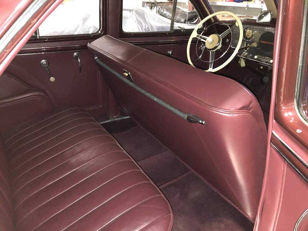 1941 Graham Hollywood rear interior