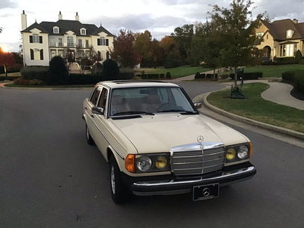 300D front angle